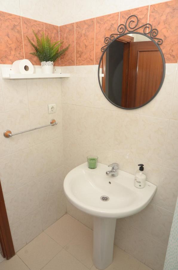 Habitacion Grande Con Terraza Privada, Malaga Centro Экстерьер фото