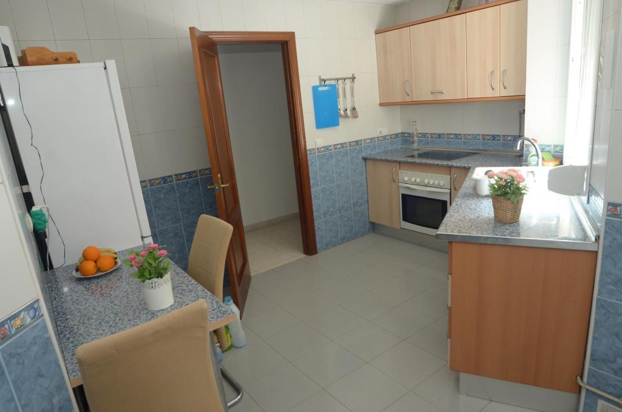 Habitacion Grande Con Terraza Privada, Malaga Centro Экстерьер фото